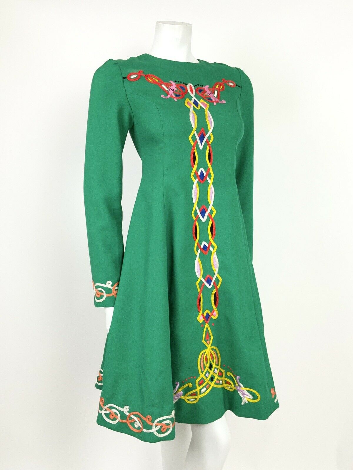 VTG 60s 70s FOLK GREEN WHITE RED YELLOW BLACK CELTIC EMBROIDERED DRESS 4 6