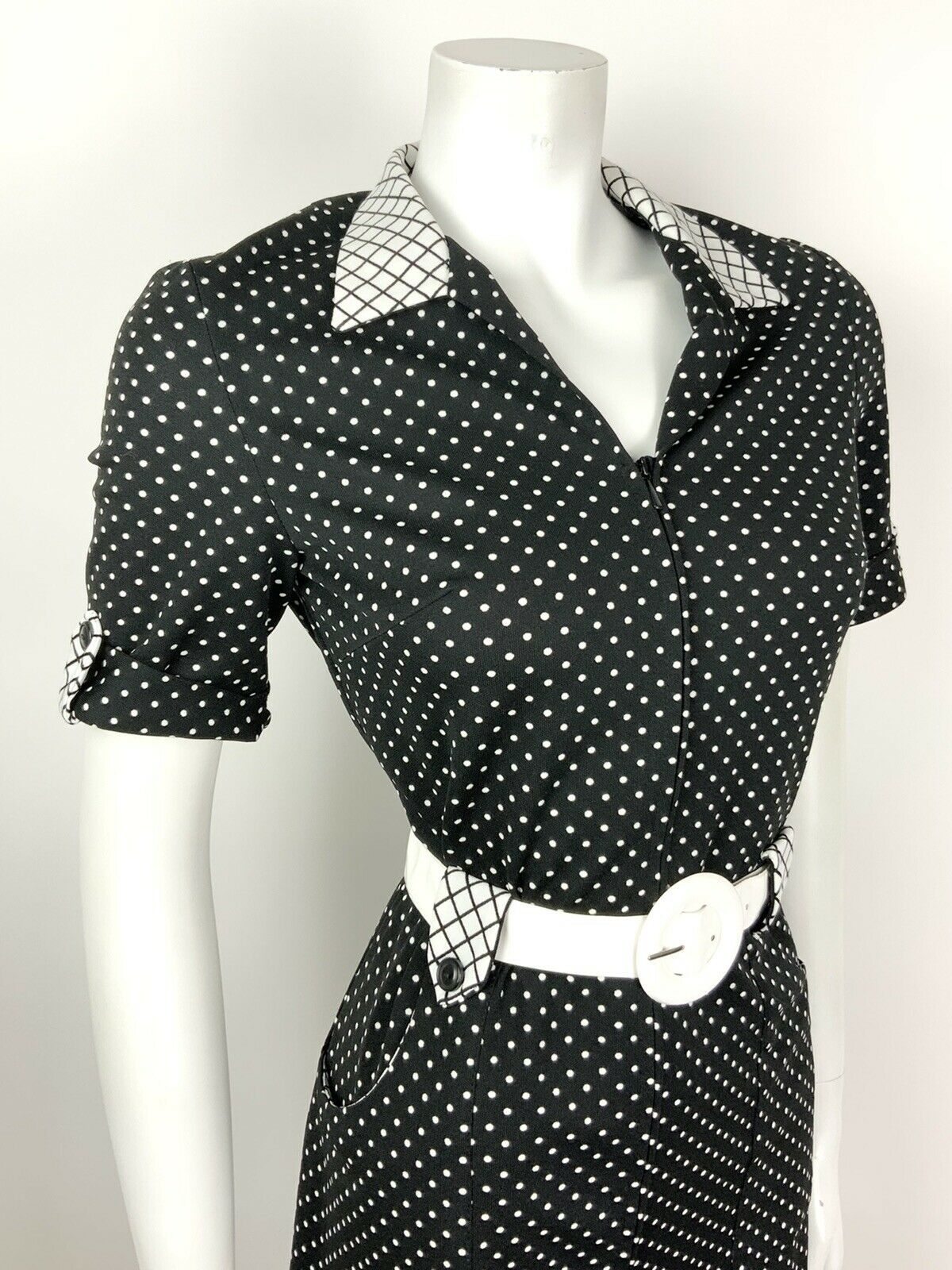 VINTAGE 60s 70s BLACK WHITE POLKA-DOT MOD BELTED MIDI WIGGLE DRESS 10 12