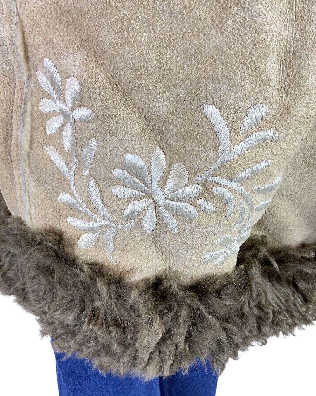 VINTAGE 60s 70s CREAM BROWN EMBROIDERED FLORAL BOHO PENNY LANE SHEARLING COAT 16