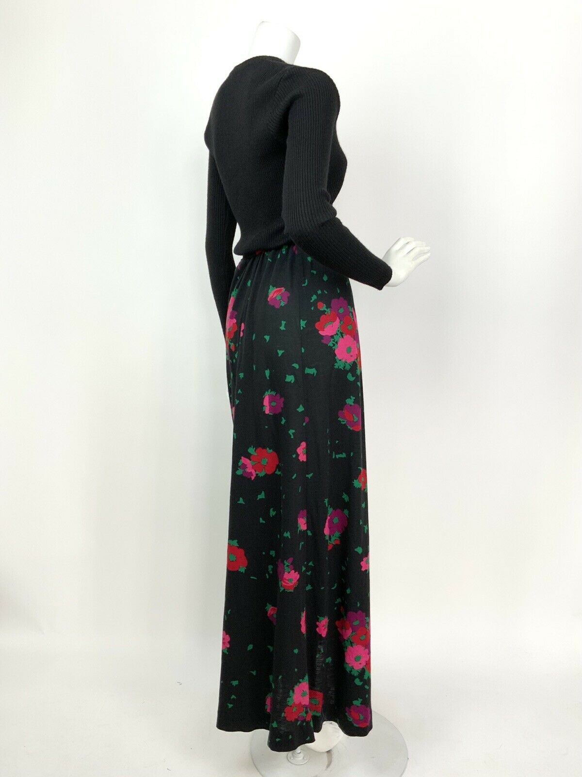 VINTAGE 60s 70s BLACK RED PINK PURPLE GREEN FLORAL KNITTED MAXI DRESS 8 10