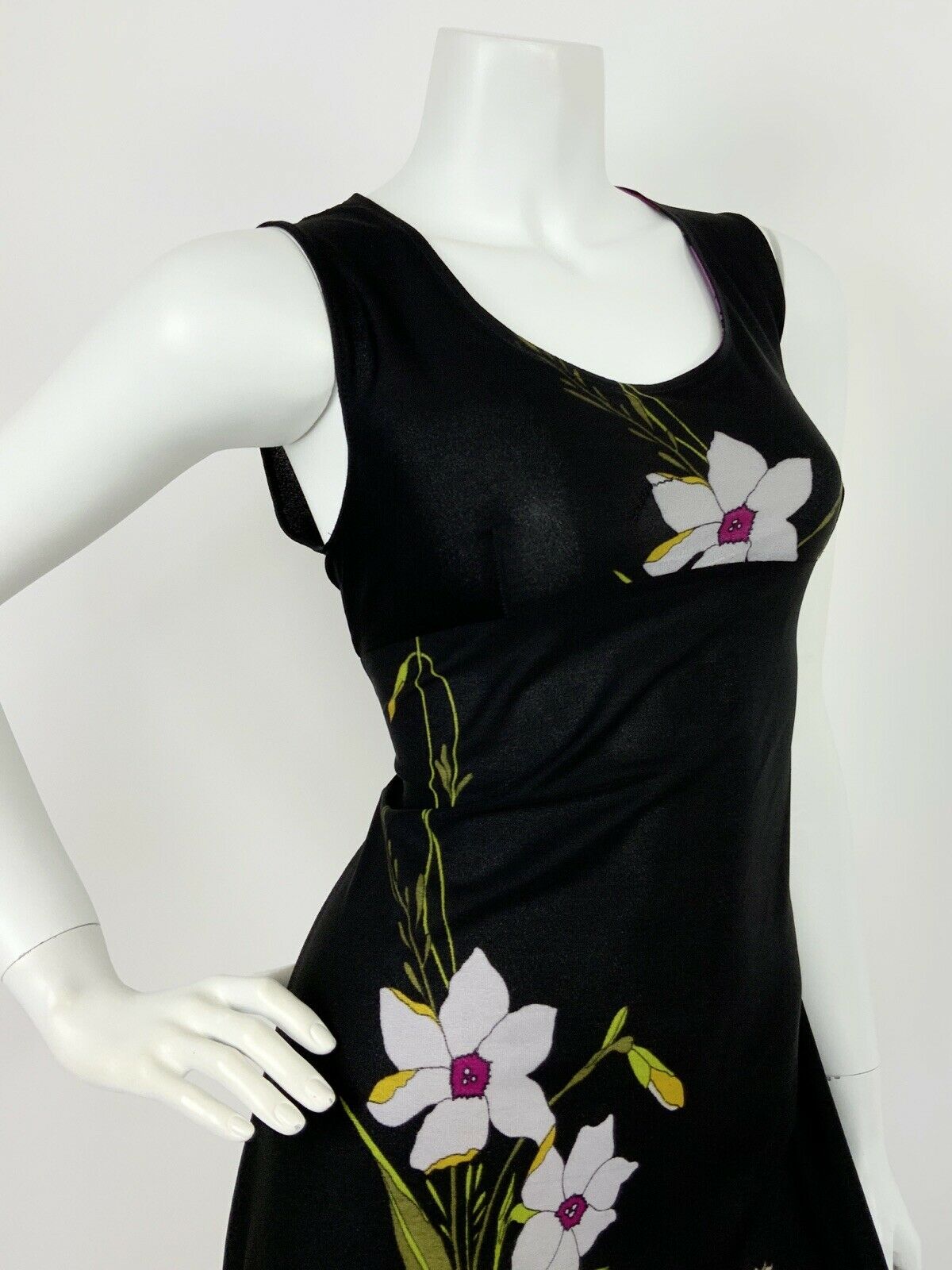 VINTAGE 60s 70s BLACK PURPLE WHITE RED FLORAL SLEEVELESS MAXI DRESS 10