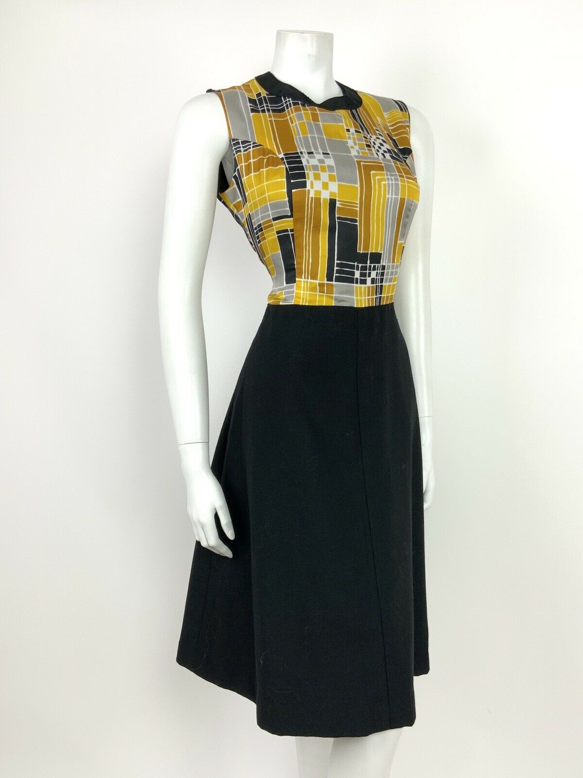 VTG 60s 70s MOD BLACK SILVER GOLD YELLOW GEOMETRIC SLEEVELESS DRESS 12 14