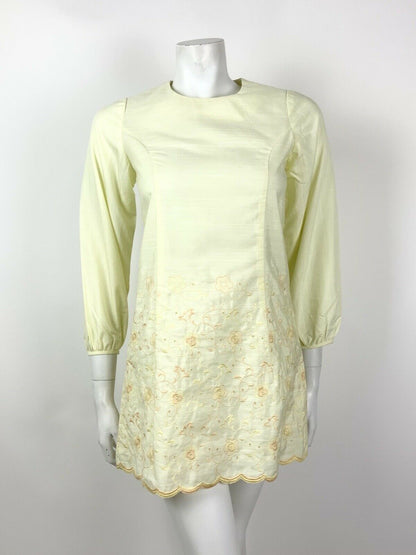 VINTAGE 60s 70s PASTEL YELLOW PEACH EMBROIDERED FLORAL SWIRL MINI MOD DRESS 6 8