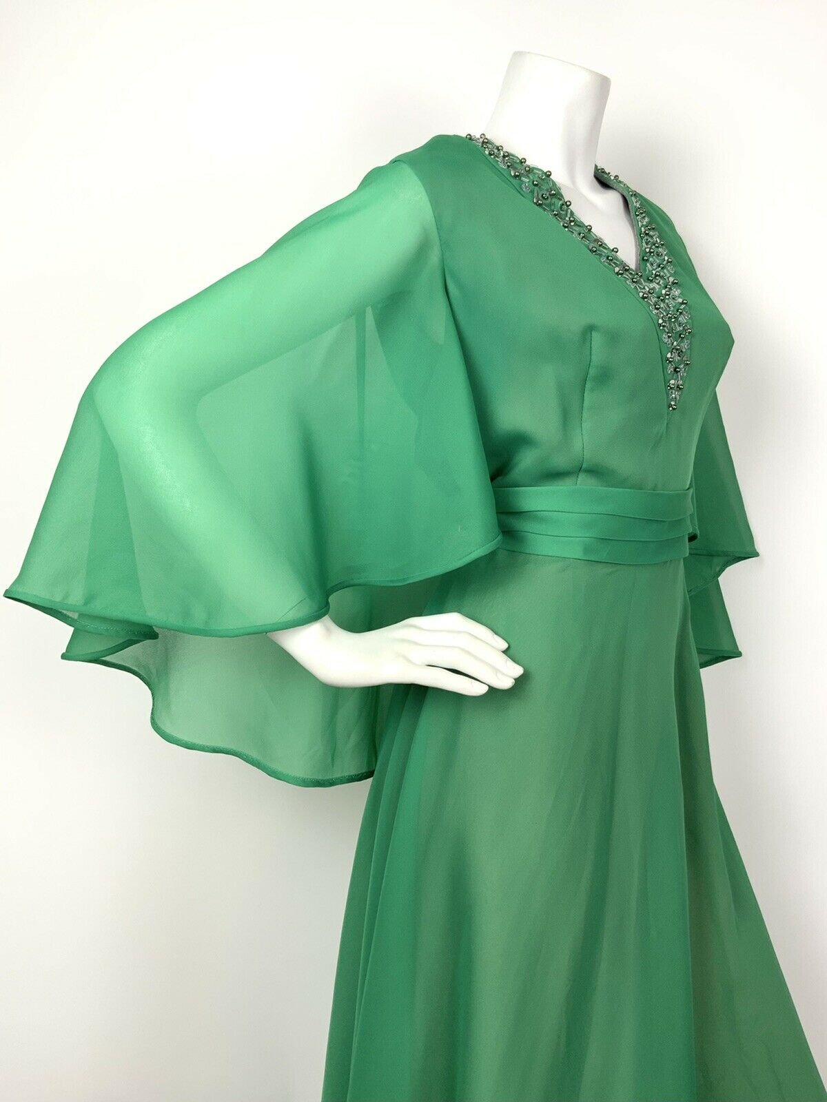 VINTAGE 60s 70s GREEN SILVER IRIDESCENT SEQUIN BEADED CAPED SHEER MAXI DRESS 12