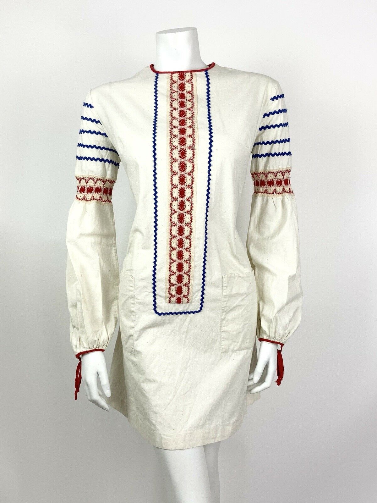 VTG 60s 70s CREAM RED BLUE RIC RAC CROCHET FOLK COTTON MINI SHIFT DRESS 12 14