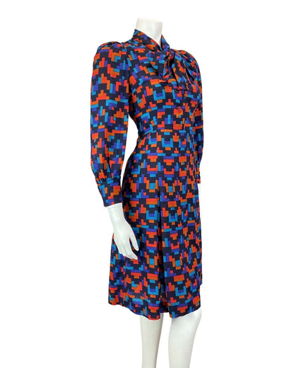 VINTAGE 60s 70s BLUE RED ORANGE GEOMETRIC PIXEL ZIG-ZAG PUSSYBOW MOD DRESS 8