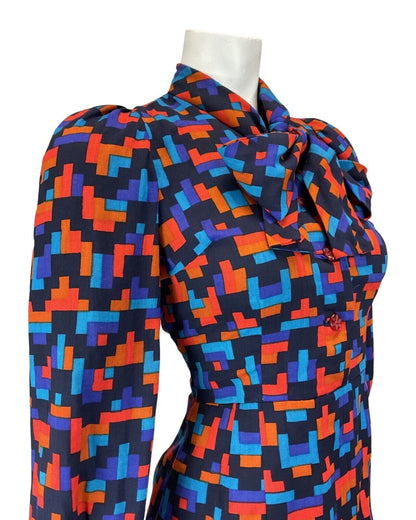 VINTAGE 60s 70s BLUE RED ORANGE GEOMETRIC PIXEL ZIG-ZAG PUSSYBOW MOD DRESS 8