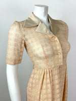 VTG 60s 70s PEACH GOLD FLORAL CIRCLE BRODERIE ANGLAISE DAGGER SHIRT DRESS 6