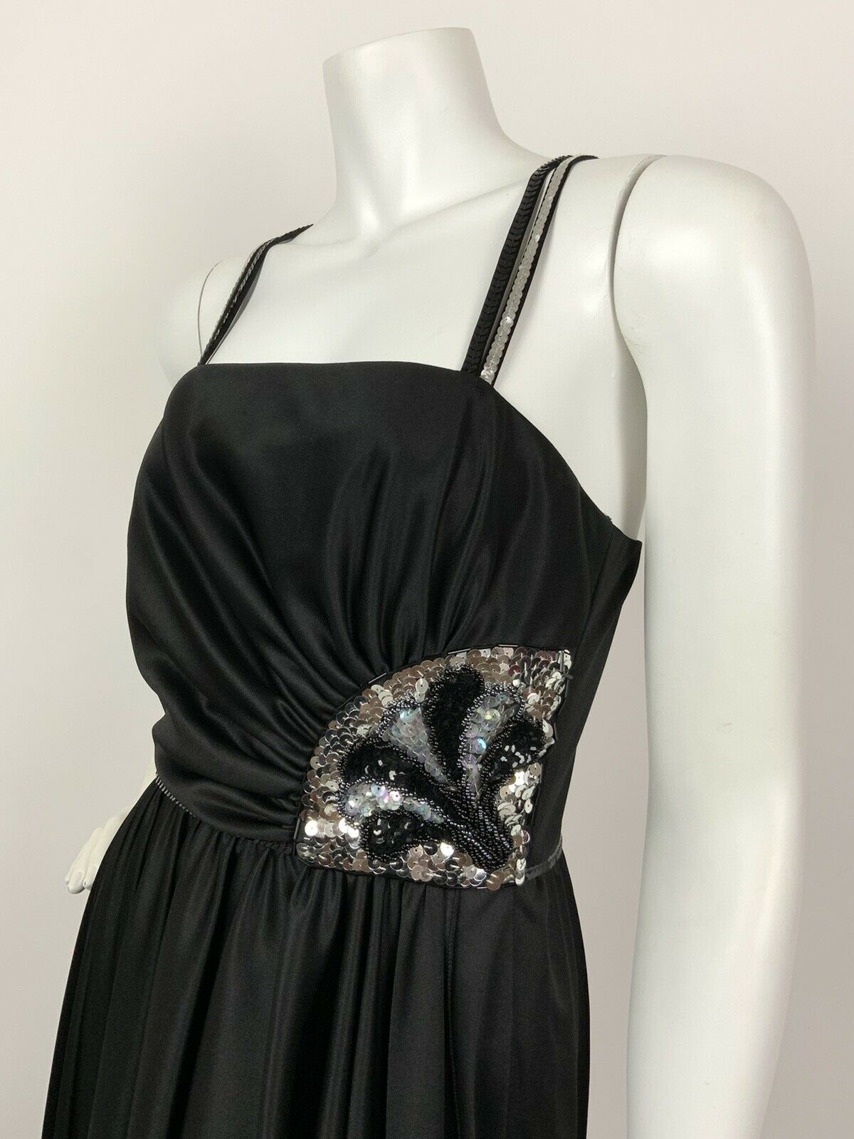 VINTAGE 60s 70s BLACK SILVER SEQUIN COCKTAIL PARTY DECO STRAPPY MAXI DRESS 6