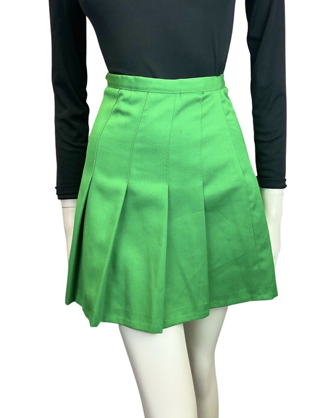 VINTAGE 60s 70s APPLE GREEN PLEATED MOD SHORT SKIRT 4