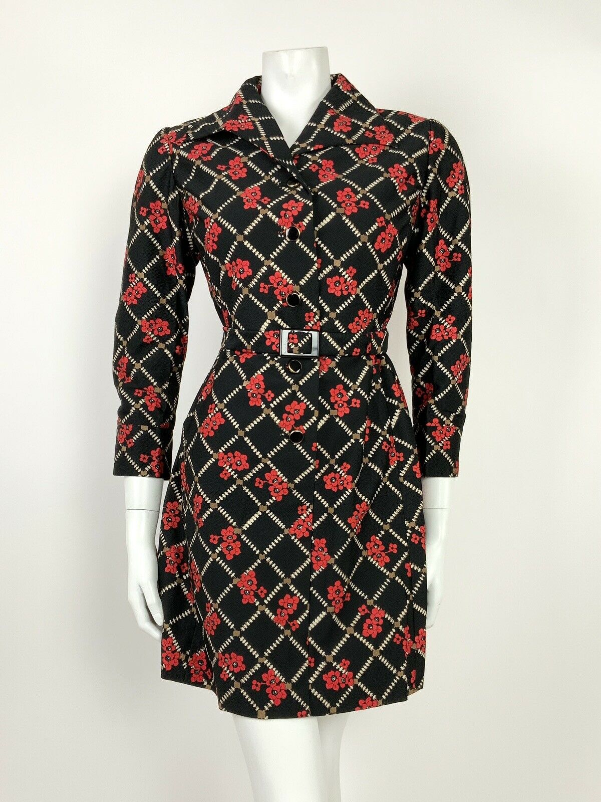 VTG 60s 70s BLACK WHITE BROWN RED GRID FLORAL POPPY WING COLLAR BELTED DRESS 12