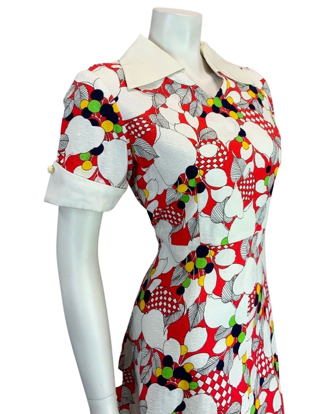 VINTAGE  WHITE RED NAVY BLUE YELLOW GREEN FLORAL PRINT MIDI MOD DRESS 12