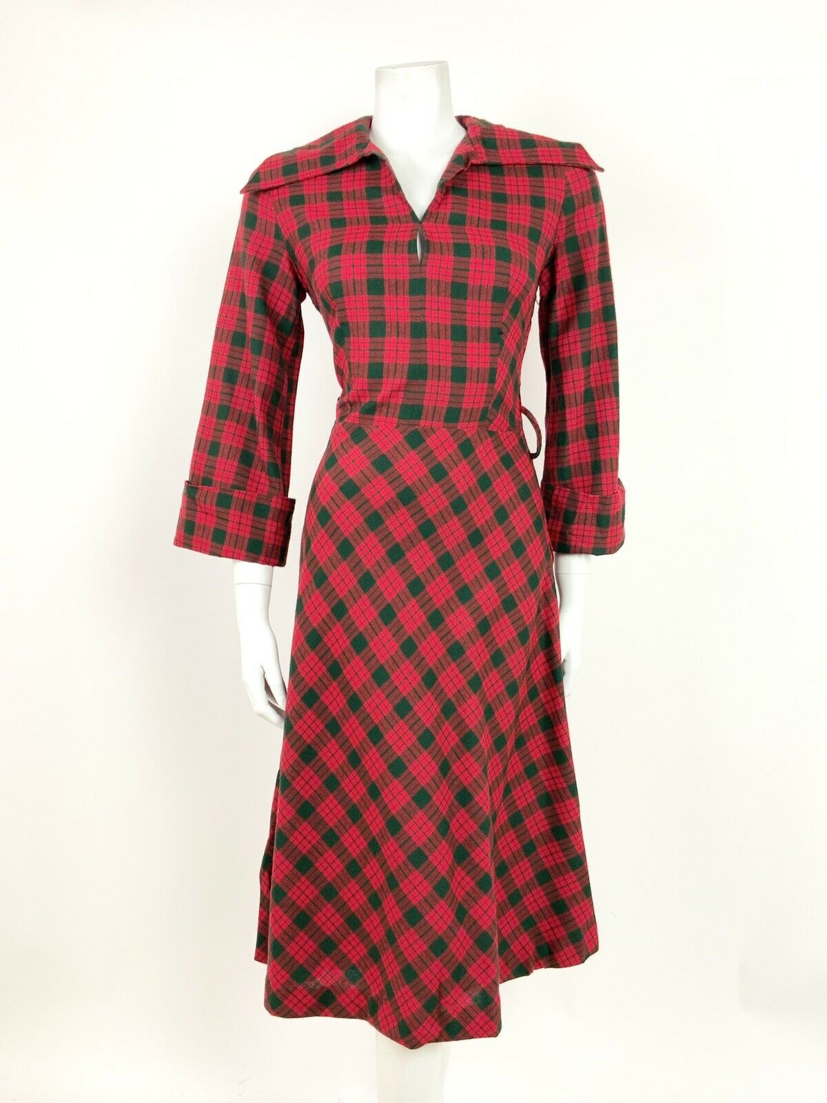 VINTAGE 60s 70s RED GREEN TARTAN CHECKED WINGED COLLAR PLAID FLARED DRESS 8 10