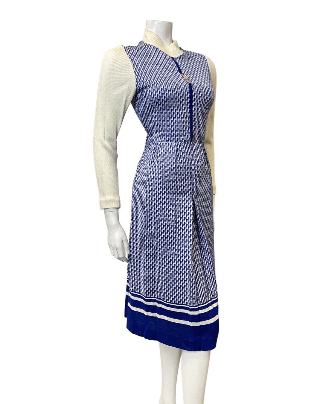 VINTAGE 70s BLUE WHITE GEOMETRIC ZIG-ZAG KNITTED LONG-SLEEVE MIDI DRESS 8 10