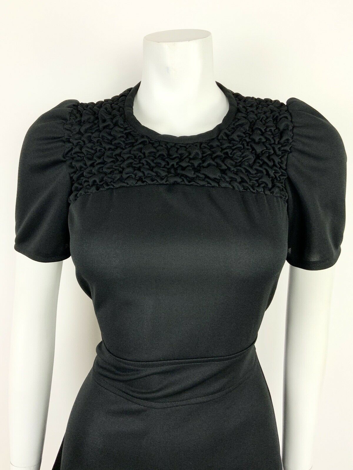 VINTAGE 60s 70s BLACK RUCHED BELTED MOD MINI DRESS 6 8