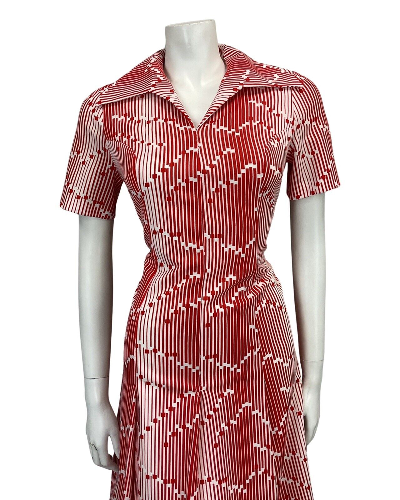 VTG 60s 70s WHITE RED STRIPED ABSTRACT PRINT DAGGAR COLLAR MIDI MOD DRESS 8 10