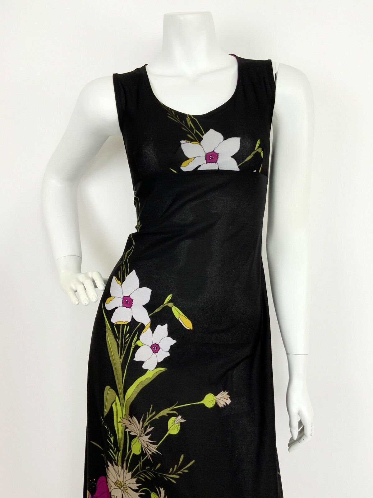 VINTAGE 60s 70s BLACK PURPLE WHITE RED FLORAL SLEEVELESS MAXI DRESS 10