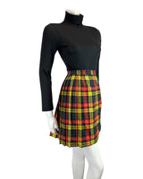 VINTAGE 60s 70s GREEN YELLOW RED TARTAN MOD TASSELED WOOL KILT SKIRT 8