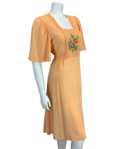 VINTAGE 60s 70s PEACH FLORAL FLOATY BOHO FOLK MIDI DRESS 12 14