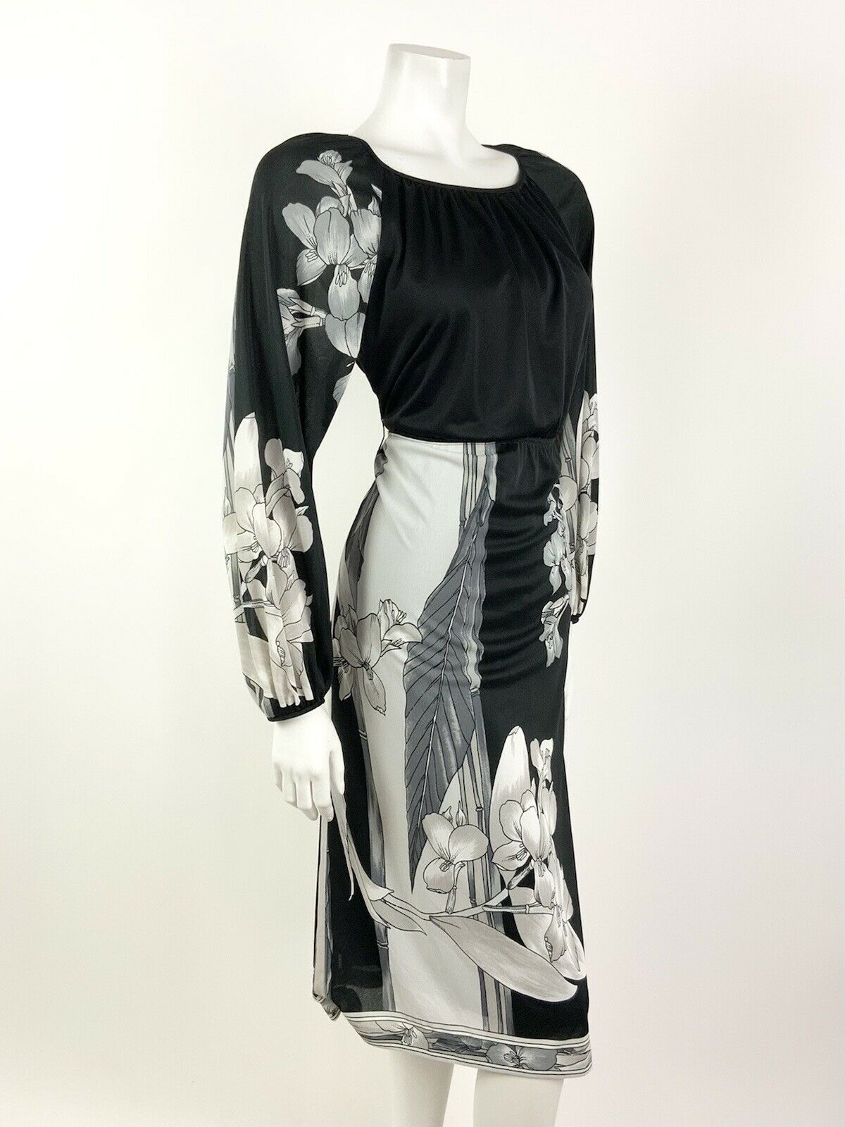 VINTAGE 60s 70s BLACK SILVER WHITE FLORAL LEAFY BOHO MIDI DRESS 8