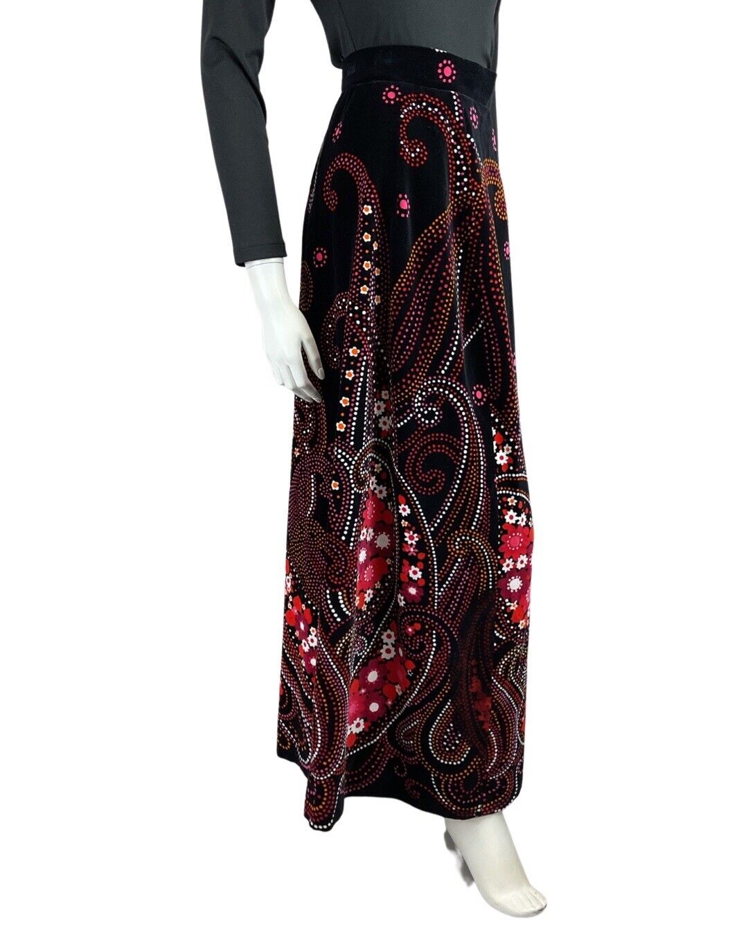 VINTAGE 60s 70s BLACK RED WHITE DOTTY DAISY PAISLEY VELVET MAXI SKIRT 4