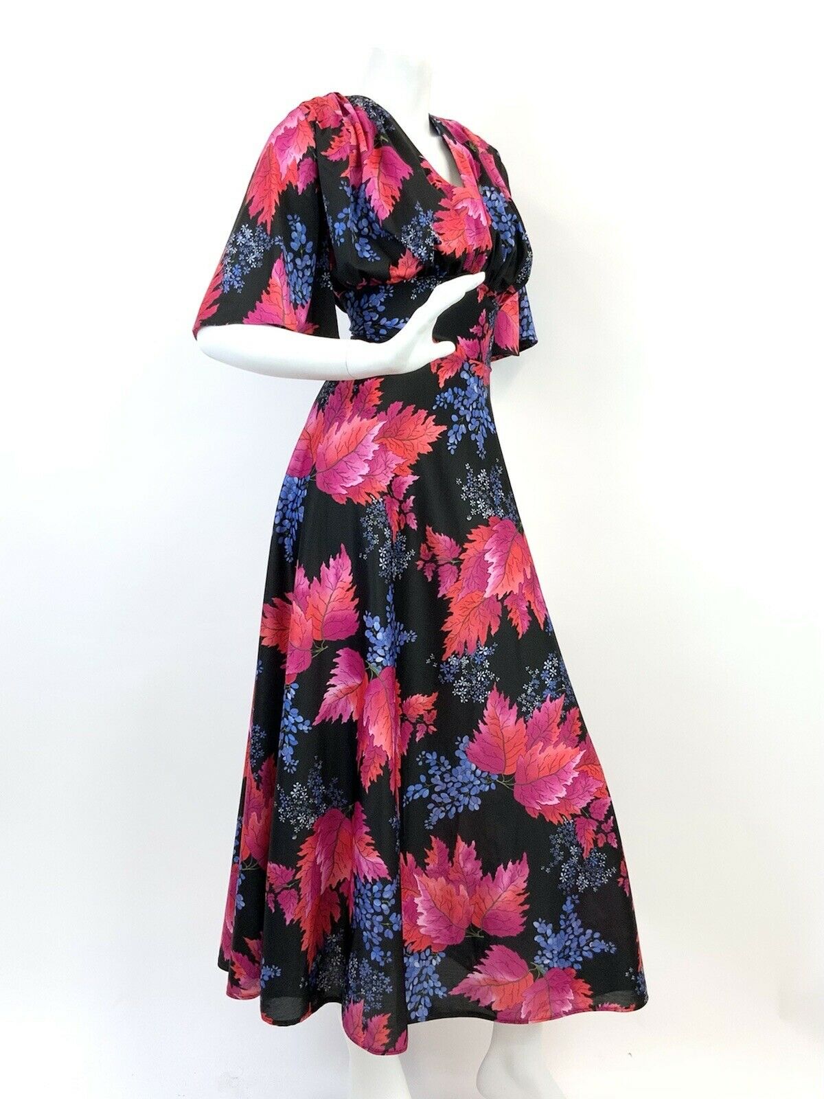 VTG 60s 70s BLACK BLUE PINK ORANGE DITSY FLOWER LEAFY BELL SLEEVE MAXI DRESS 16