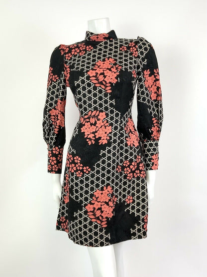 VTG 60s 70s BLACK WHITE PINK GEOMETRIC HONEYCOMB BLOSSOM MOD MINI DRESS 8 10