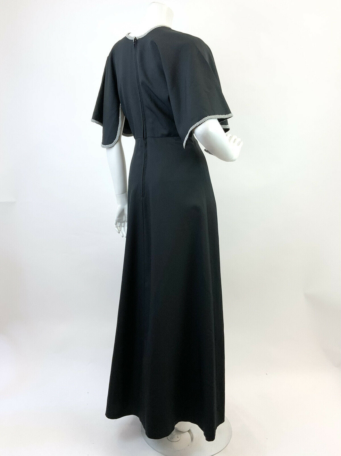 VINTAGE 60s 70s BLACK SILVER EMBROIDERED FLORAL BELL SLEEVE ELEGANT MAXI DRESS 8