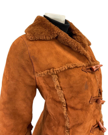 VINTAGE 60s 70s ORANGE RUST BROWN TOGGLE SHORT SHEEPSKIN SHEARLING COAT 10 12