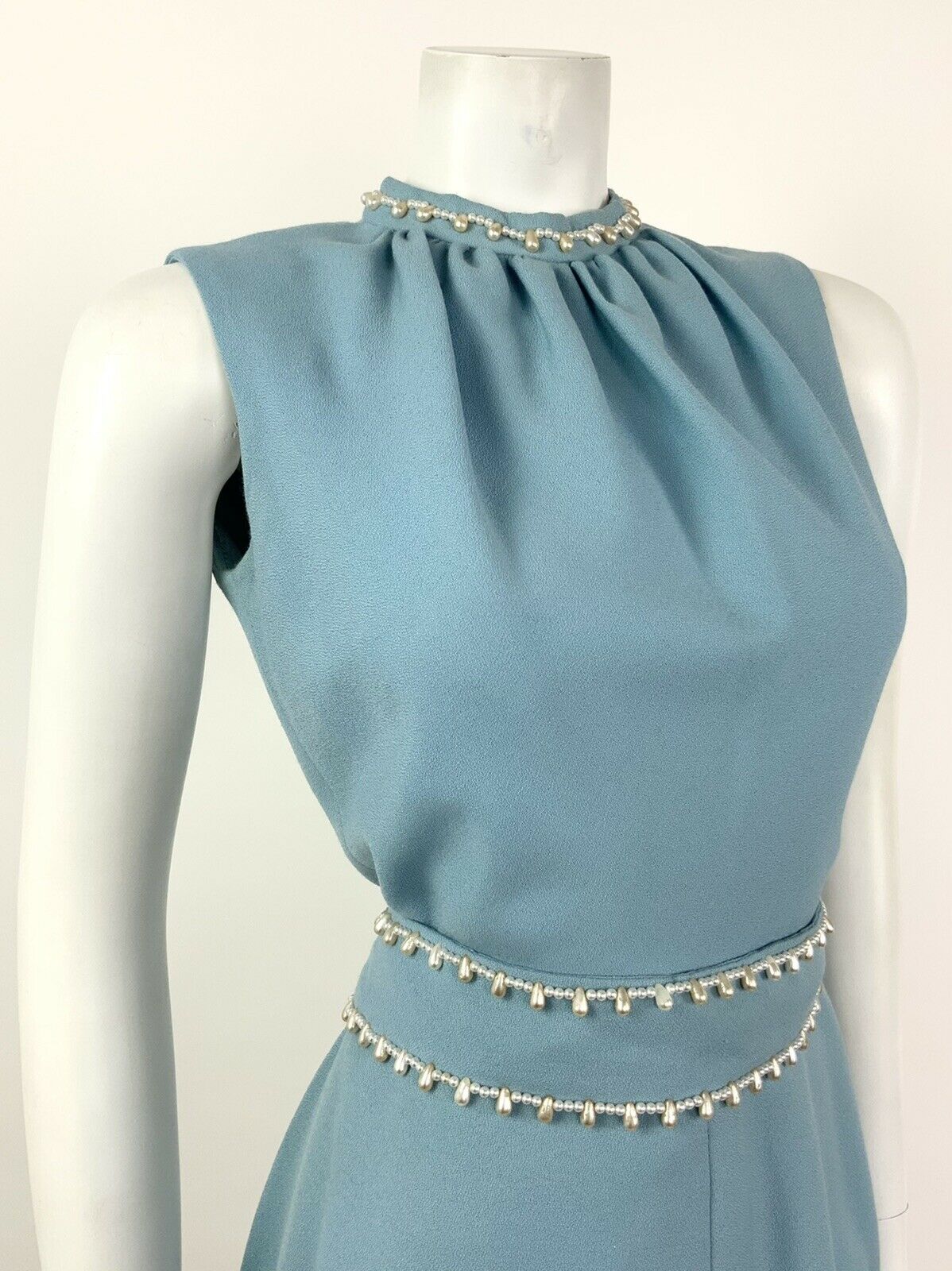 VINTAGE 60s BABY BLUE PEARL BEADED PARTY SLEEVELESS DRESS 10