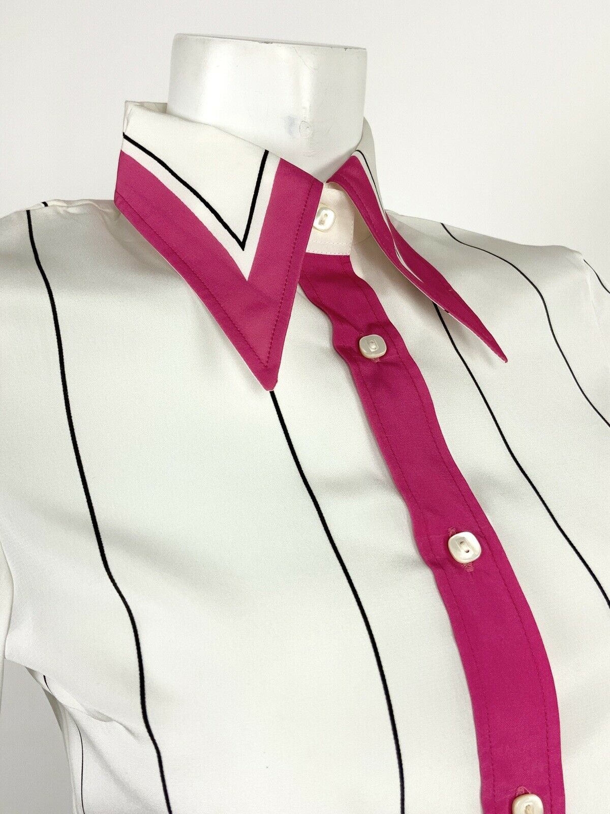 VINTAGE 60s 70s WHITE BLACK PINK STRIPED HORSES DAGGER COLLAR SHIRT 8 10