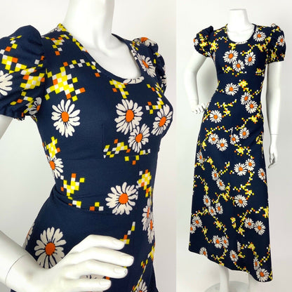 VINTAGE 60s 70s BLUE WHITE ORANGE DAISY PIXEL GEOMETRIC PUFF SLEEVE MAXI DRESS 8