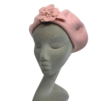 BABY PINK FLOWER APPLIQUÉ VINTAGE 60s 70s BERET